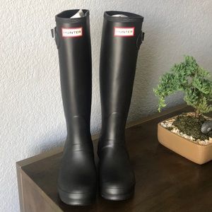 Brand NEW hunter boots